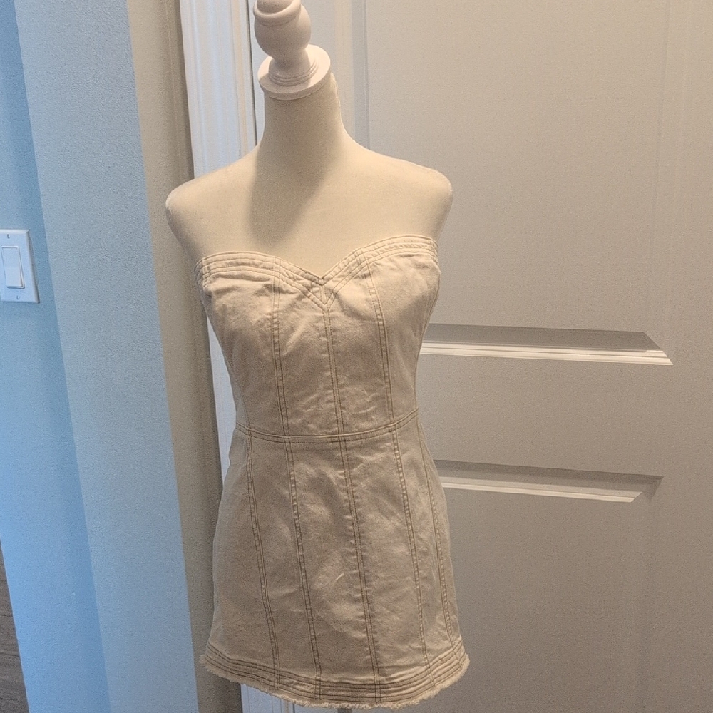 Strapless Cream Top Side Zipper